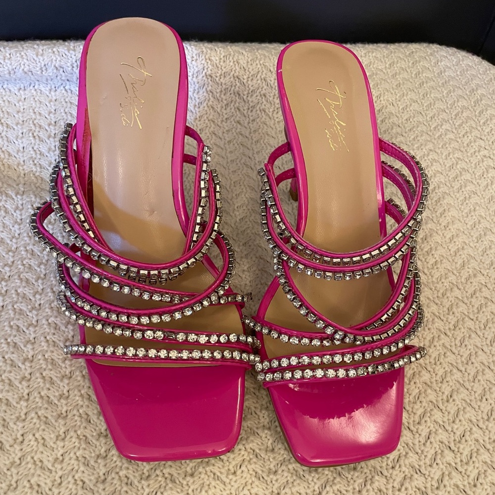 Pink Women’s Sandals Thalia Sodi Dahlia Embellished Dress